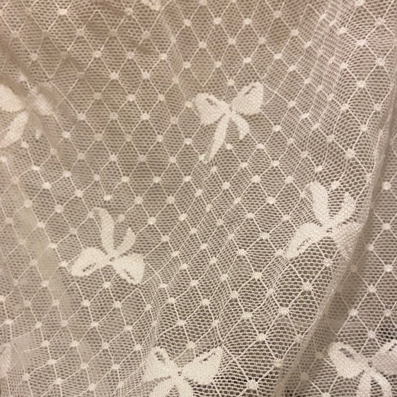 Kimchi Blue coquette white and black lace bow print top size XL - Picture 3 of 6